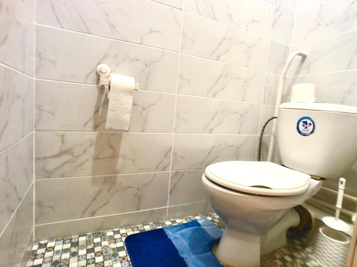 Cozy Three-Room Apartment With Mountain View Almaty Ngoại thất bức ảnh