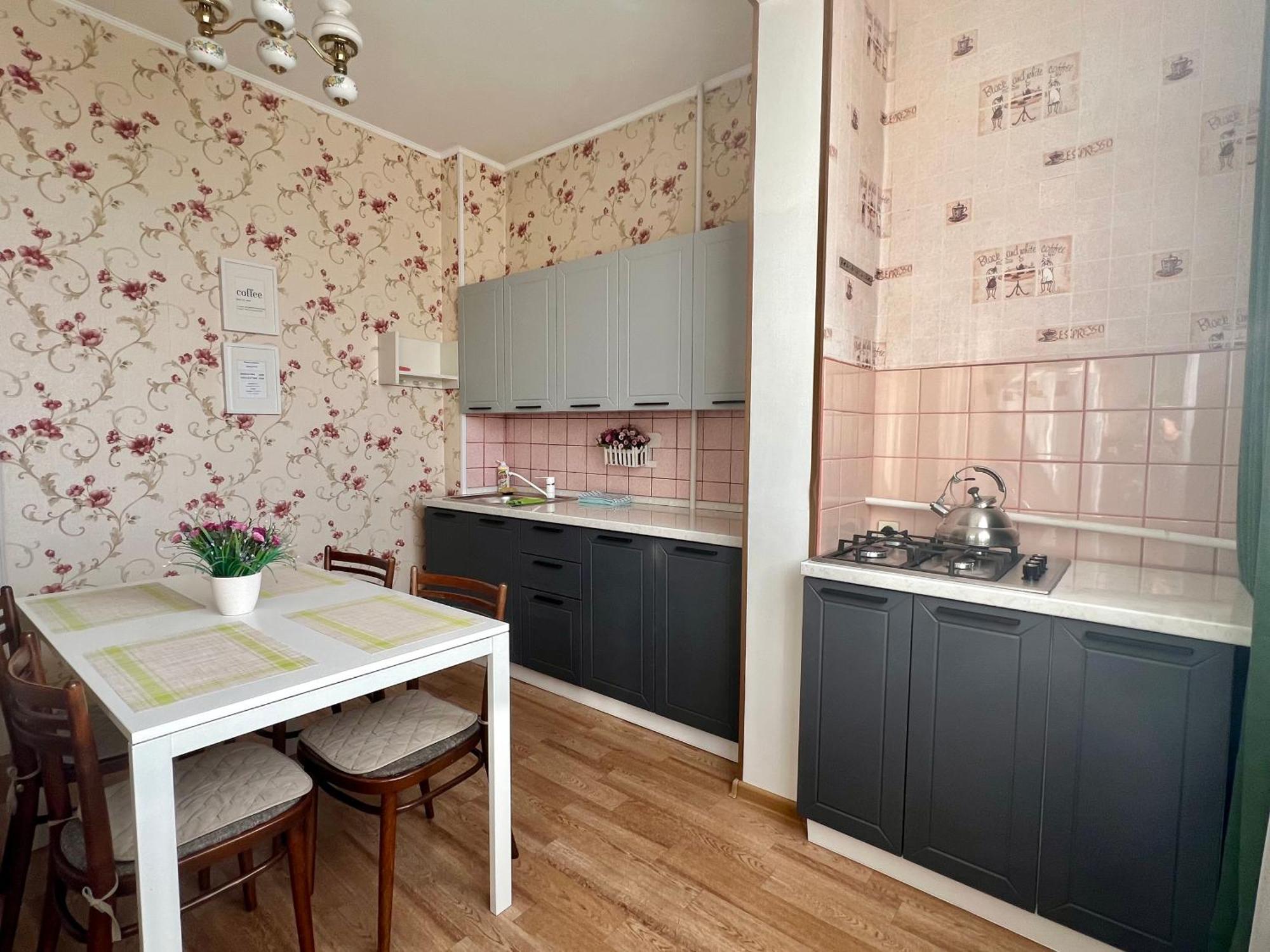 Cozy Three-Room Apartment With Mountain View Almaty Ngoại thất bức ảnh